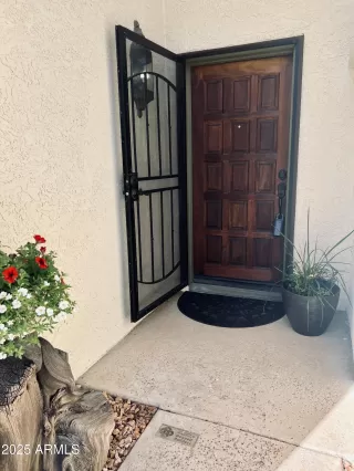 Photo #1: 6798067 Listing