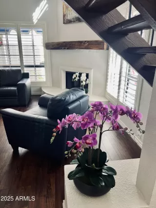 Photo #2: 6798067 Listing