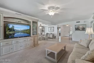 Photo #4: 6798160 Listing 