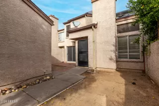 Photo #6: 6798185 Listing