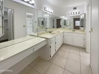 Photo #6: 6798379 Listing