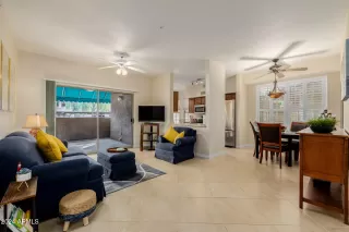 Photo #6: 6798417 Listing