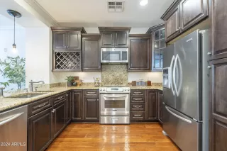 Photo #1: 6798515 Listing