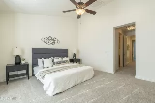 Photo #4: 6798515 Listing