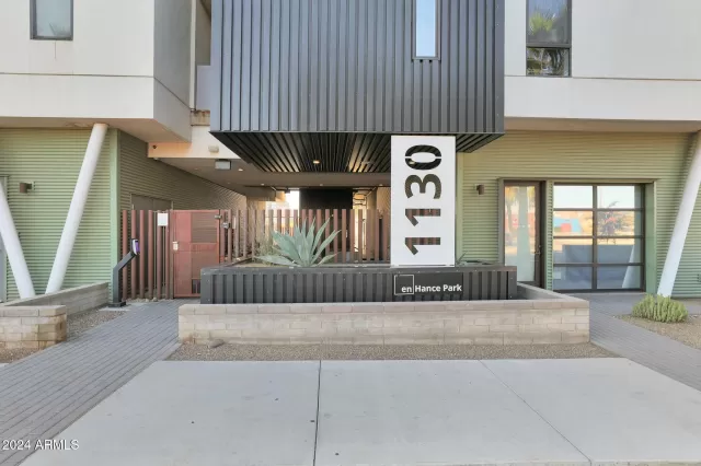 MLS: 6798620 Condo For Sale