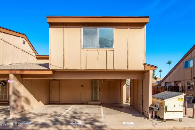 MLS: 6798706 Condo For Sale