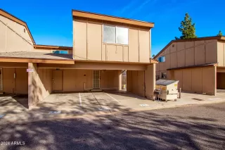 Photo #3: 6798706 Listing