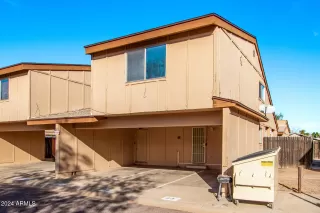 Photo #4: 6798706 Listing