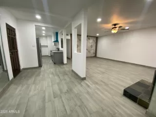 Photo #3: 6798771 Listing