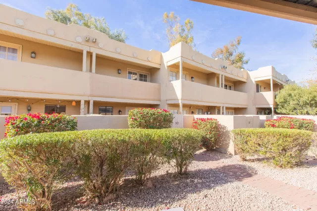 MLS: 6798779 Condo For Sale