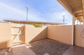 Photo #3: 6798779 Listing