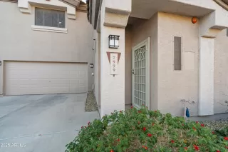Photo #2: 6798927 Listing 