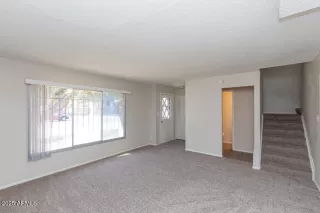 Photo #3: 6798952 Listing