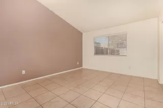 Photo #5: 6798985 Listing