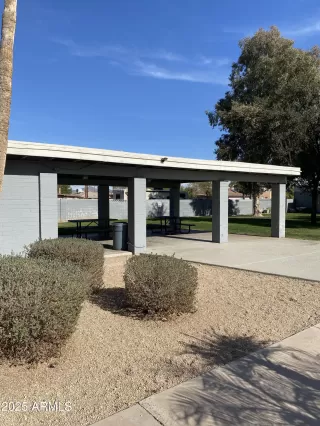 Photo #5: 6799010 Listing 