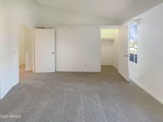 Photo #4: 6799202 Listing 