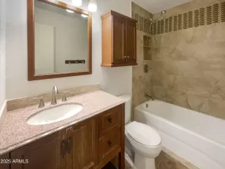 Photo #6: 6799202 Listing 