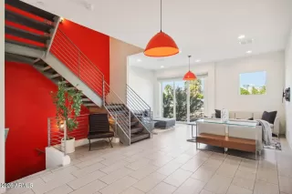 Photo #4: 6799408 Listing 
