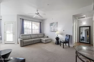 Photo #5: 6799511 Listing