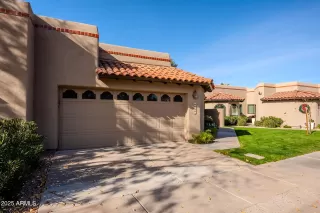 Photo #6: 6799871 Listing 