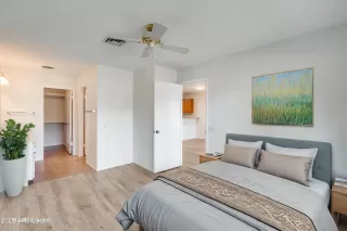 Photo #2: 6800017 Listing