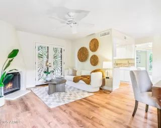 Photo #1: 6800096 Listing 