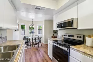 Photo #4: 6800096 Listing 