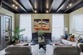 Photo #5: 6800201 Listing 