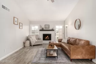 Photo #1: 6800208 Listing 