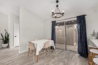 Photo #6: 6800208 Listing 