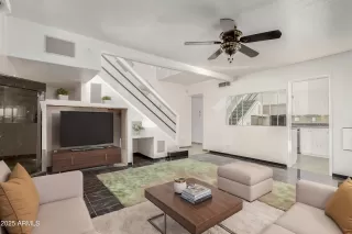 Photo #6: 6800210 Listing