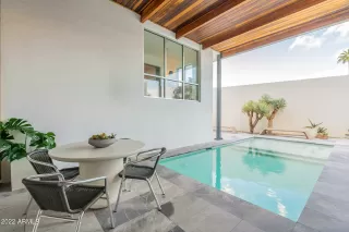 Photo #2: 6800471 Listing