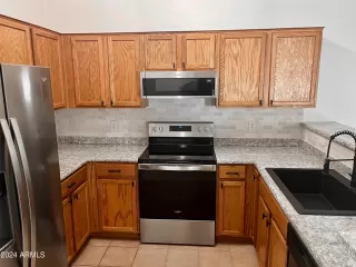 Photo #5: 6800790 Listing 