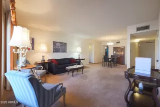 Photo #1: 6800818 Listing