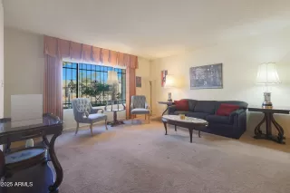 Photo #3: 6800818 Listing