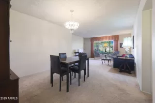 Photo #4: 6800818 Listing