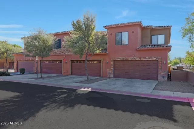 MLS: 6800847 Condo For Sale