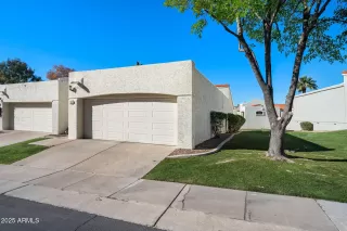 Photo #5: 6800967 Listing