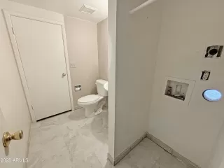 Photo #5: 6801000 Listing 