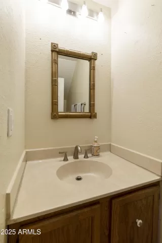 Photo #3: 6801030 Listing