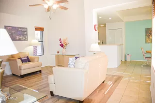 Photo #2: 6801272 Listing 