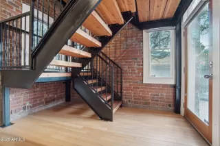 Photo #3: 6801278 Listing 