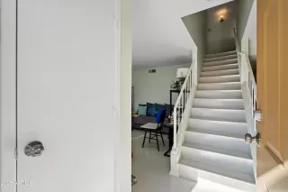 Photo #4: 6801319 Listing