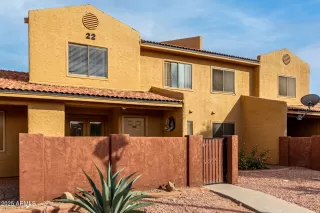 Photo #2: 6801505 Listing