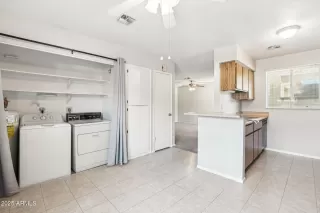 Photo #6: 6801560 Listing 