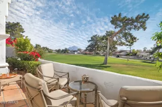 Photo #2: 6801676 Listing