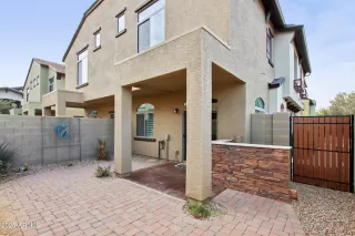 Photo #4: 6801815 Listing