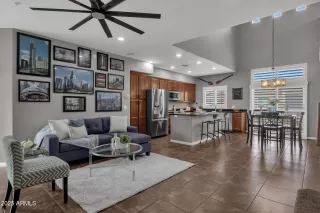 Photo #1: 6801926 Listing