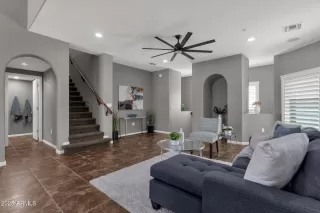 Photo #2: 6801926 Listing