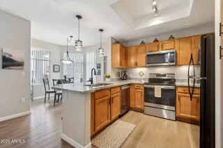 Photo #3: 6801955 Listing